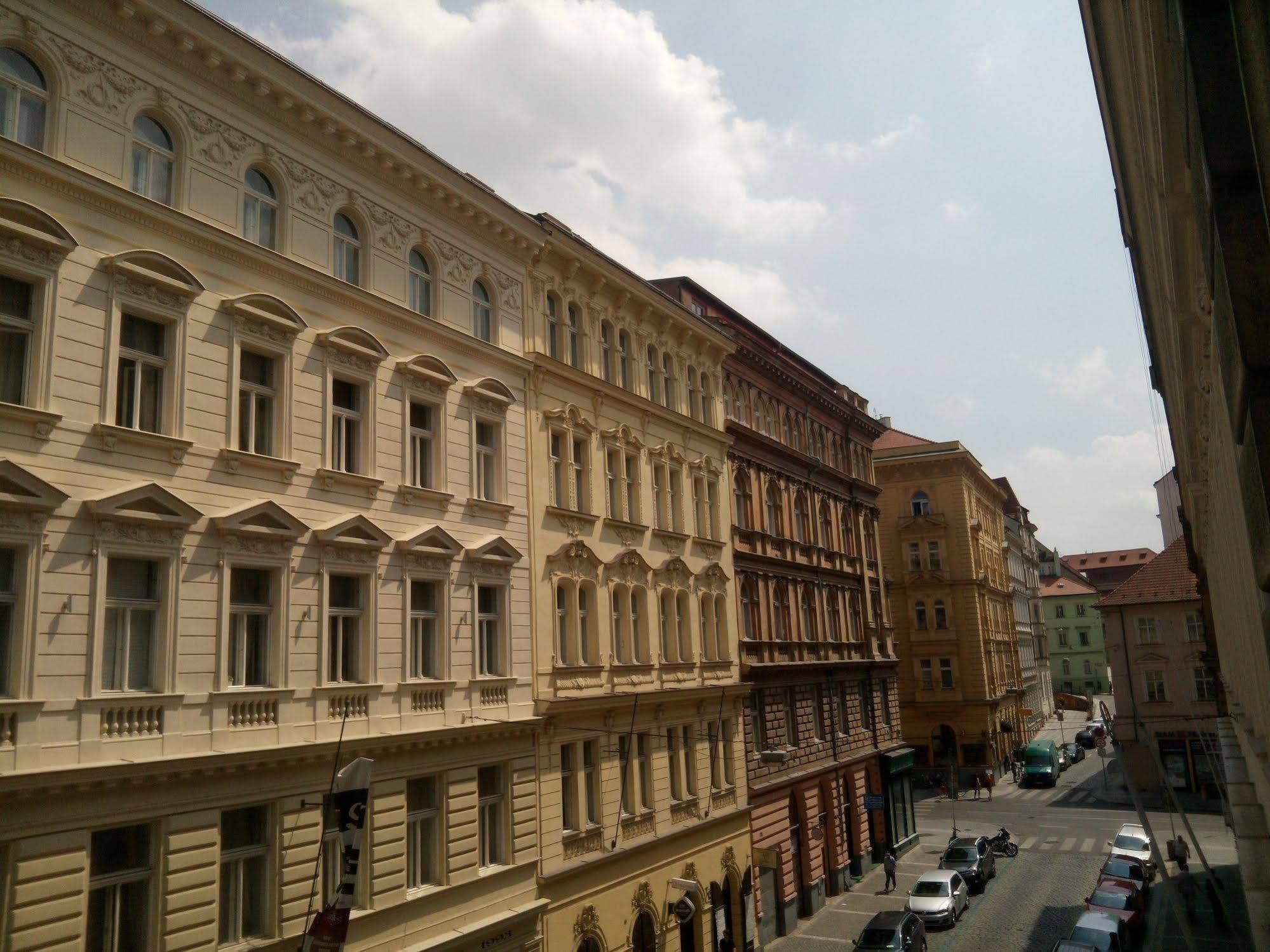 Hostel Chili Praga Zewnętrze zdjęcie