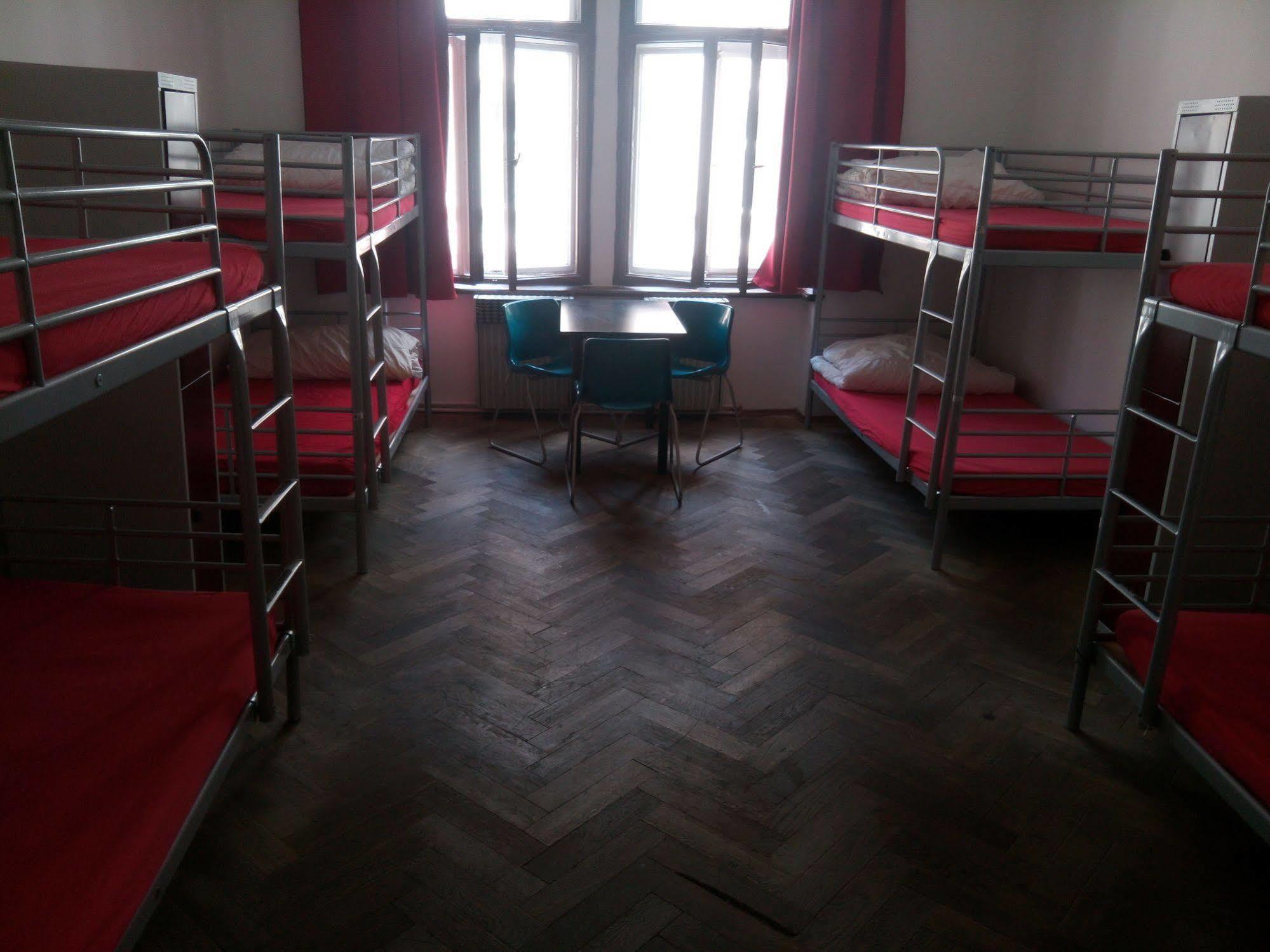Hostel Chili Praga Zewnętrze zdjęcie